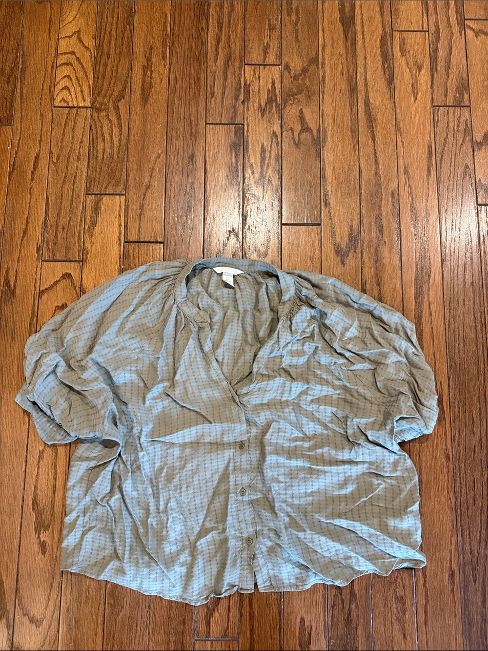 HM flowy button up blouse